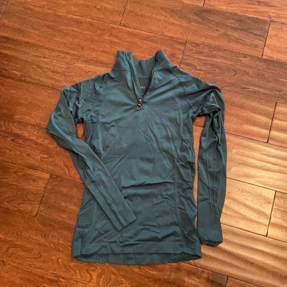 Anique Equestrian Sunshirt